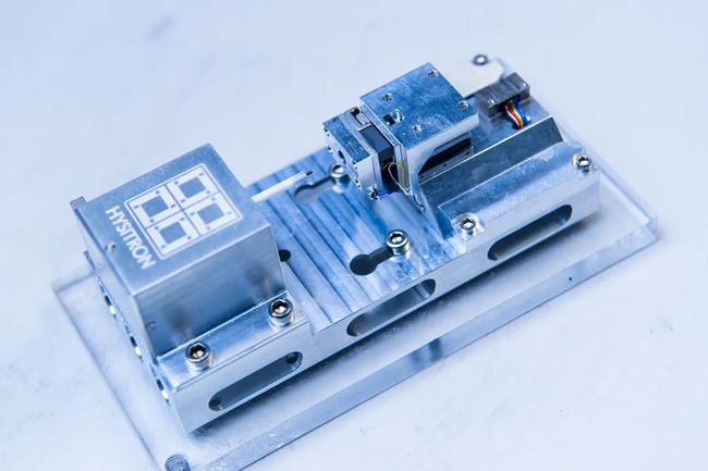 全球首次實(shí)現(xiàn)&ldquo;真正拉伸一片獨(dú)立的單層石墨烯&rdquo;!